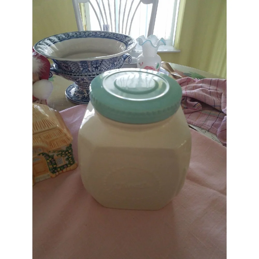 Cookie Jar treat canister